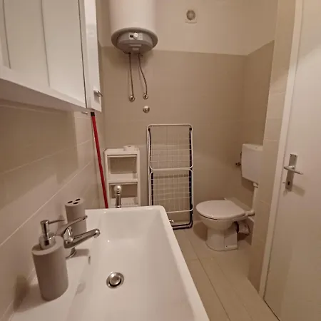 Lea Apartment *
